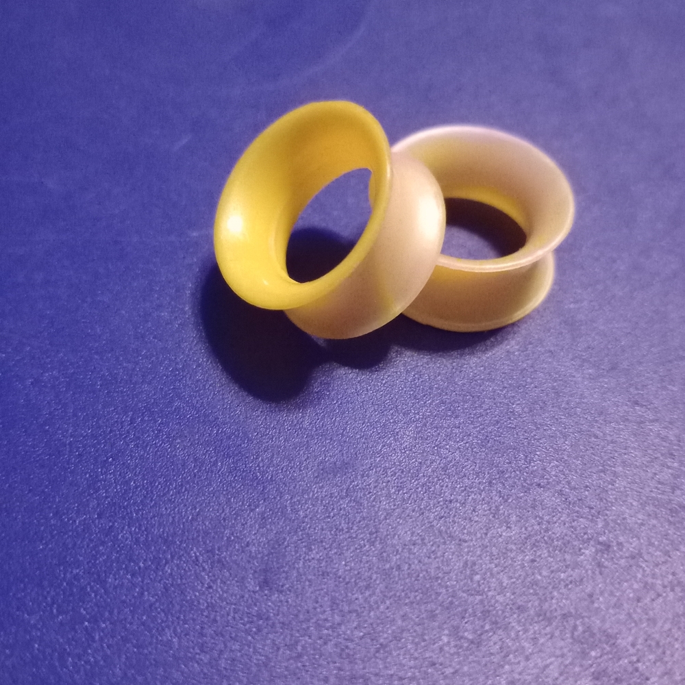 9/16IN (14MM) YELLOW SILICONE TUNNELS